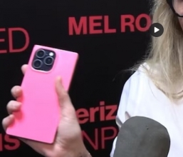 Mel Robbins shares tips for better phone-life balance