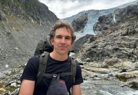 Search continues for missing American journalist in Norway after solo hike